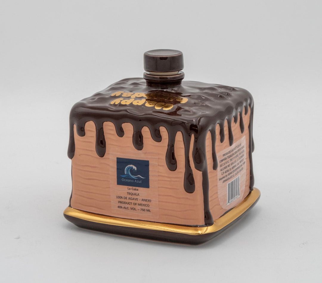 Buy Oceano Azul Square Chocolate La Cake Vodka online at whiskeyshipped.com and have it shipped to your door nationwide.
