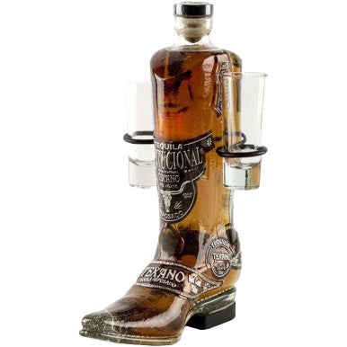 Texano Boot Gold Tequila with Shot Glasses (750ml)